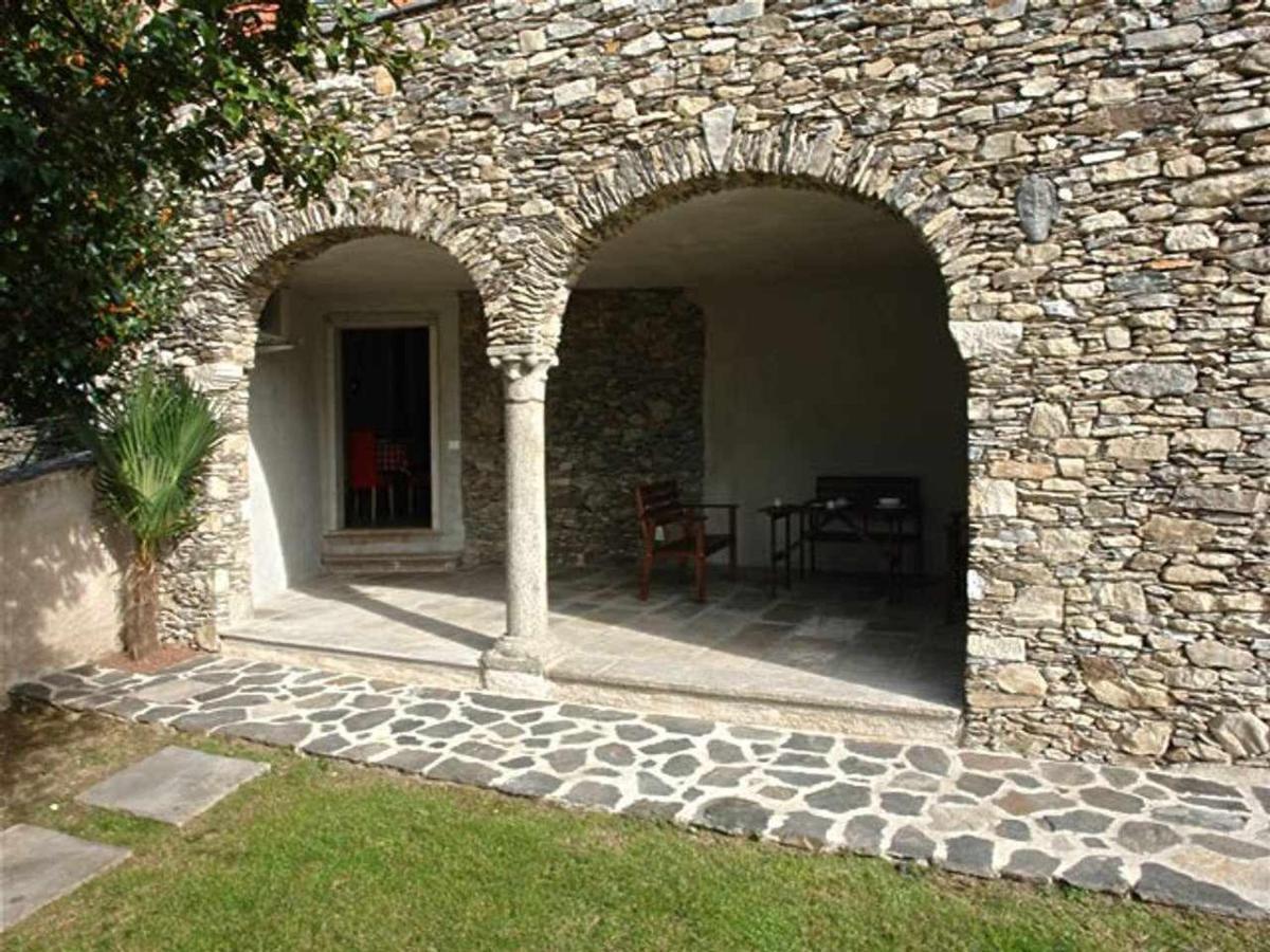 Domus Cusiana Complesso Vista Lago E Piscina Miasino 外观 照片